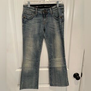 Rerock for Express size 2 shortened inseam 27 light wash boot leg